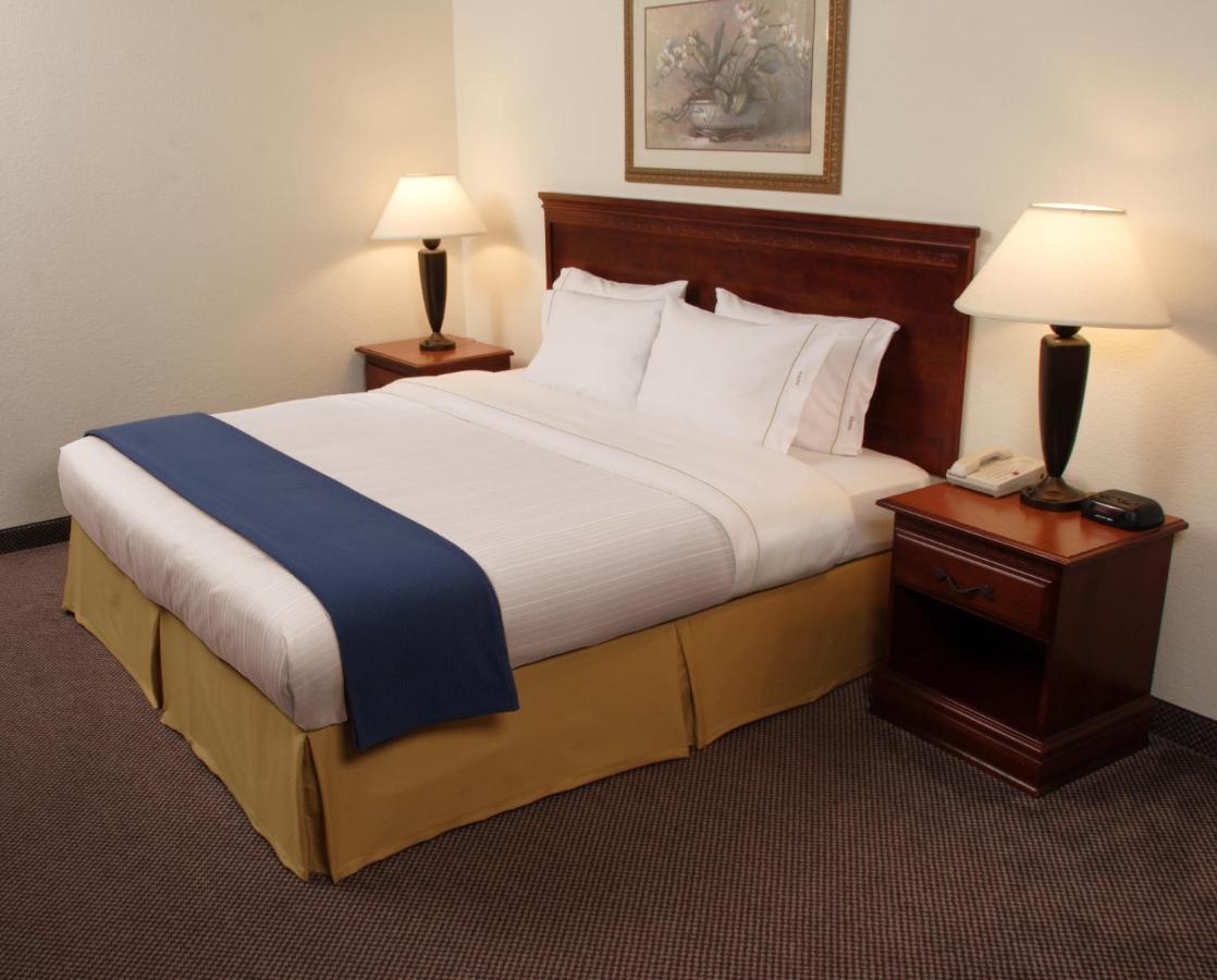 Holiday Inn Express Hotel & Suites Jacksonville Airport By Ihg Ruang foto