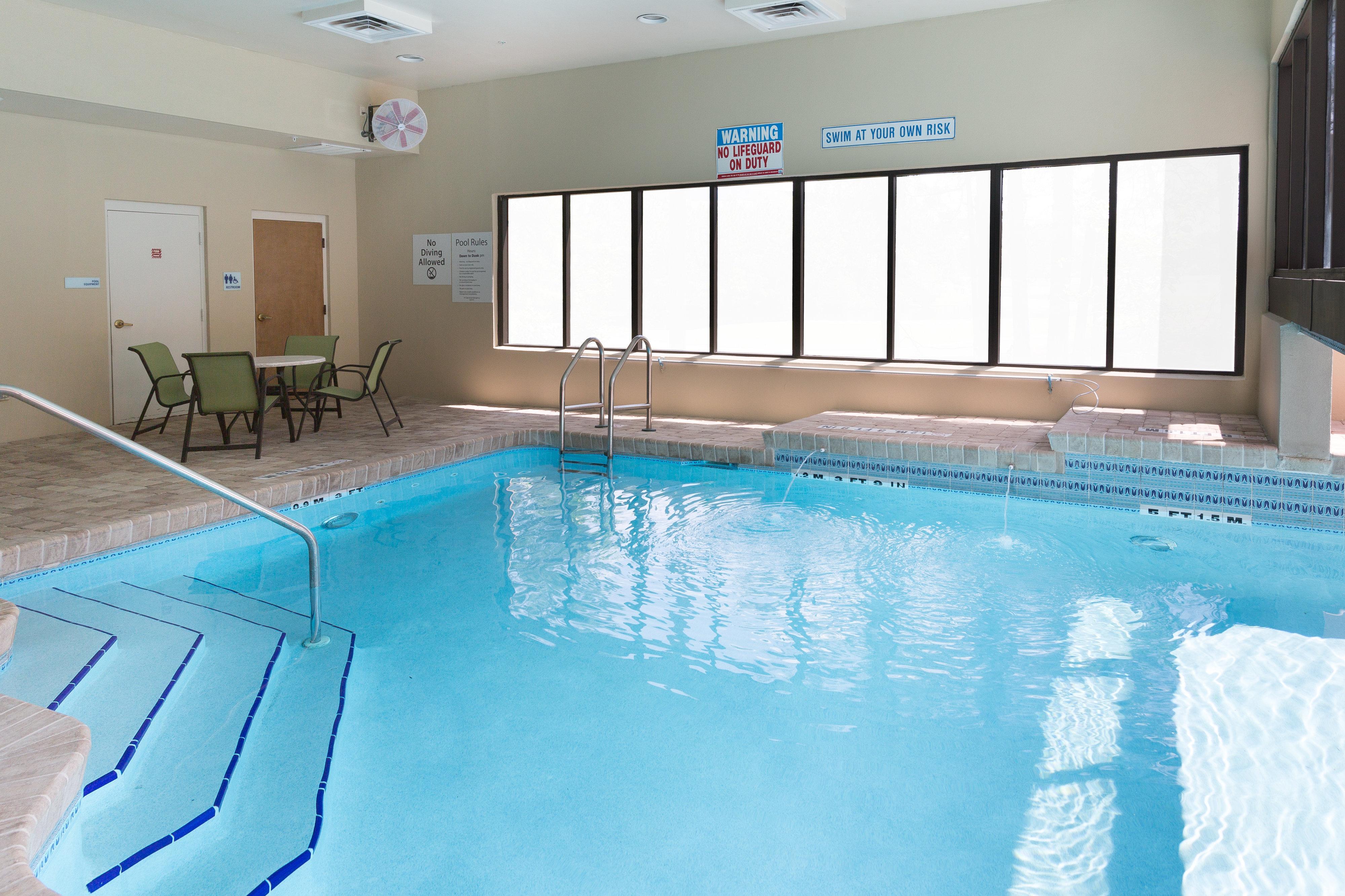 Holiday Inn Express Hotel & Suites Jacksonville Airport By Ihg Bagian luar foto