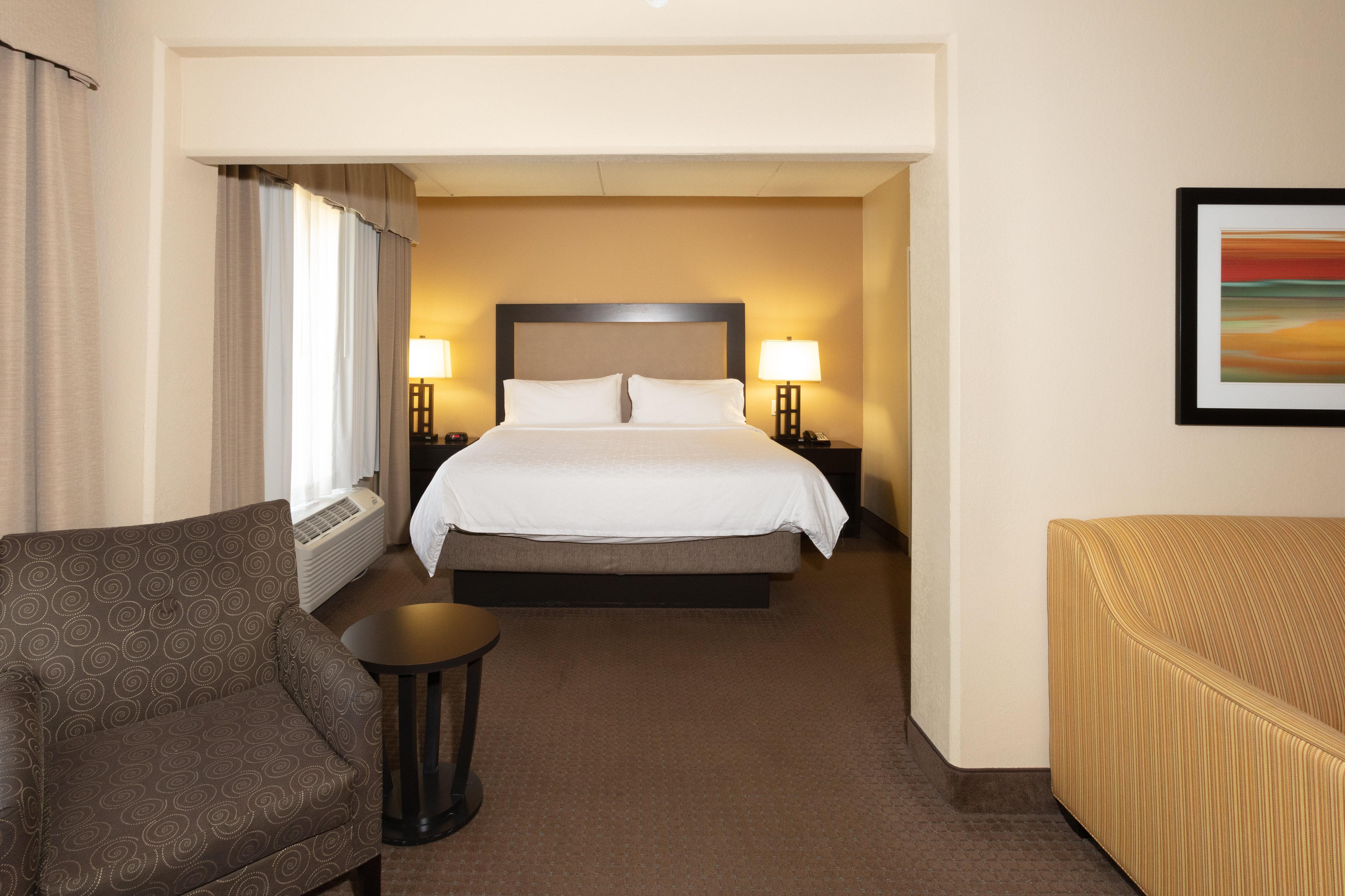 Holiday Inn Express Hotel & Suites Jacksonville Airport By Ihg Bagian luar foto