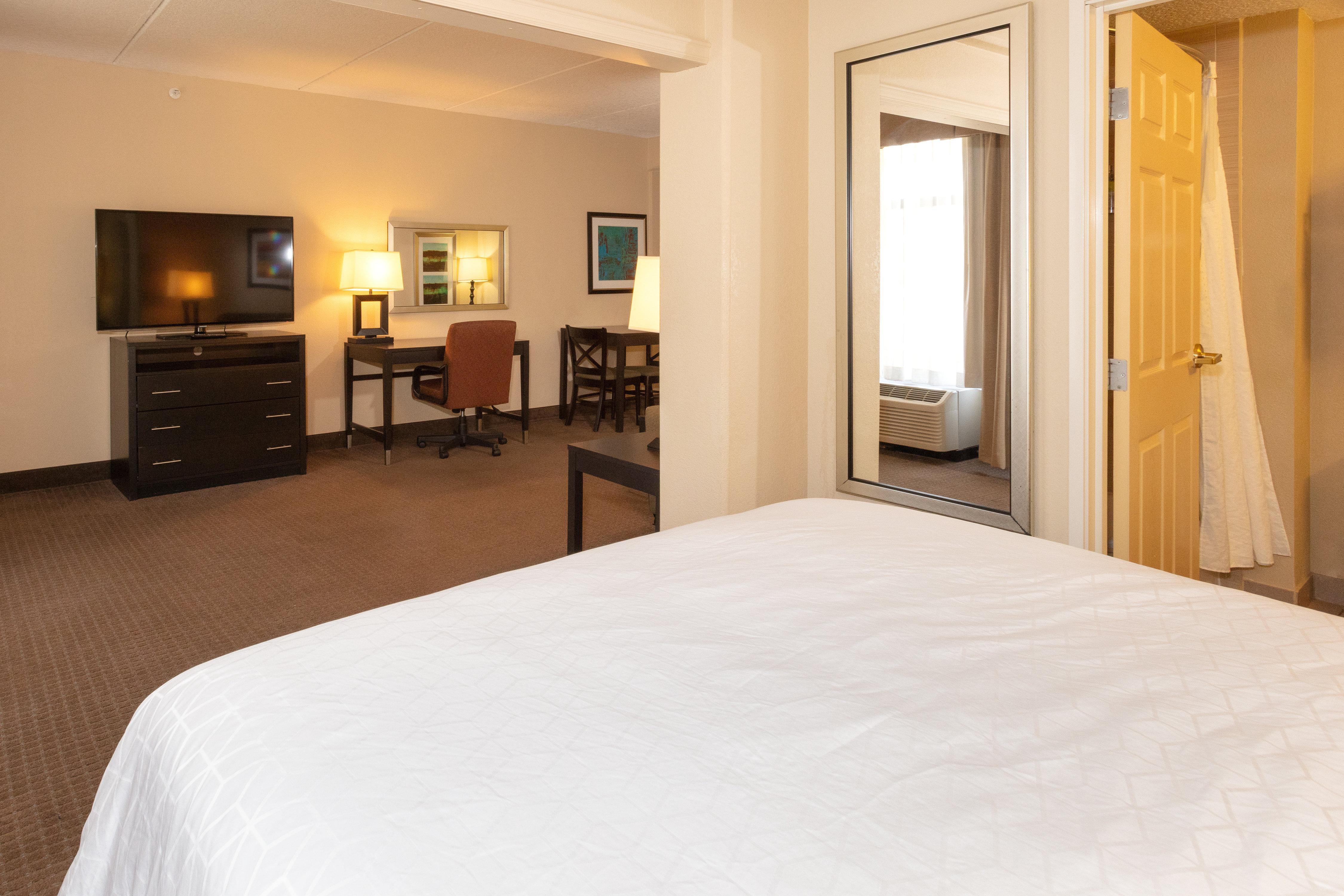 Holiday Inn Express Hotel & Suites Jacksonville Airport By Ihg Bagian luar foto