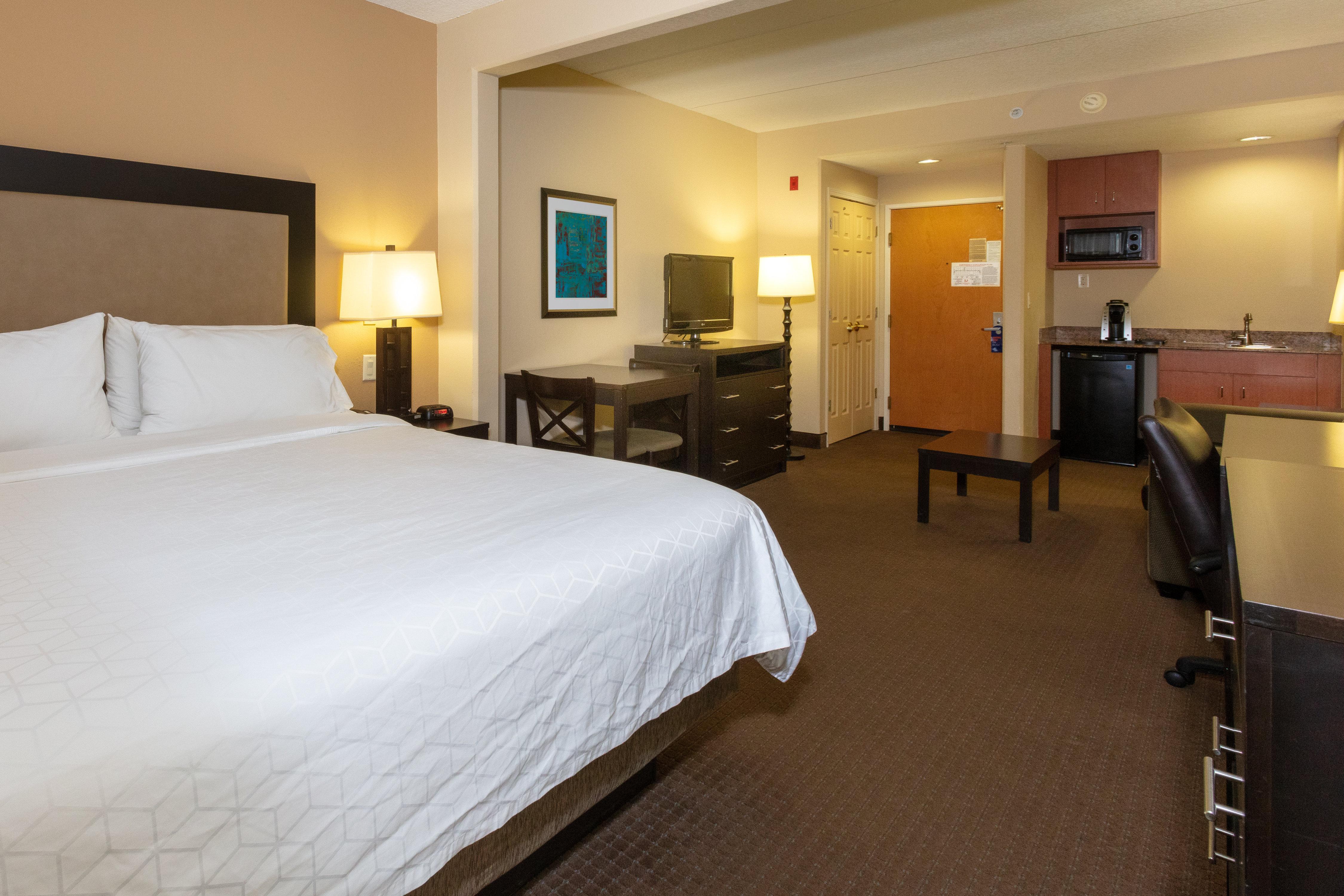 Holiday Inn Express Hotel & Suites Jacksonville Airport By Ihg Bagian luar foto