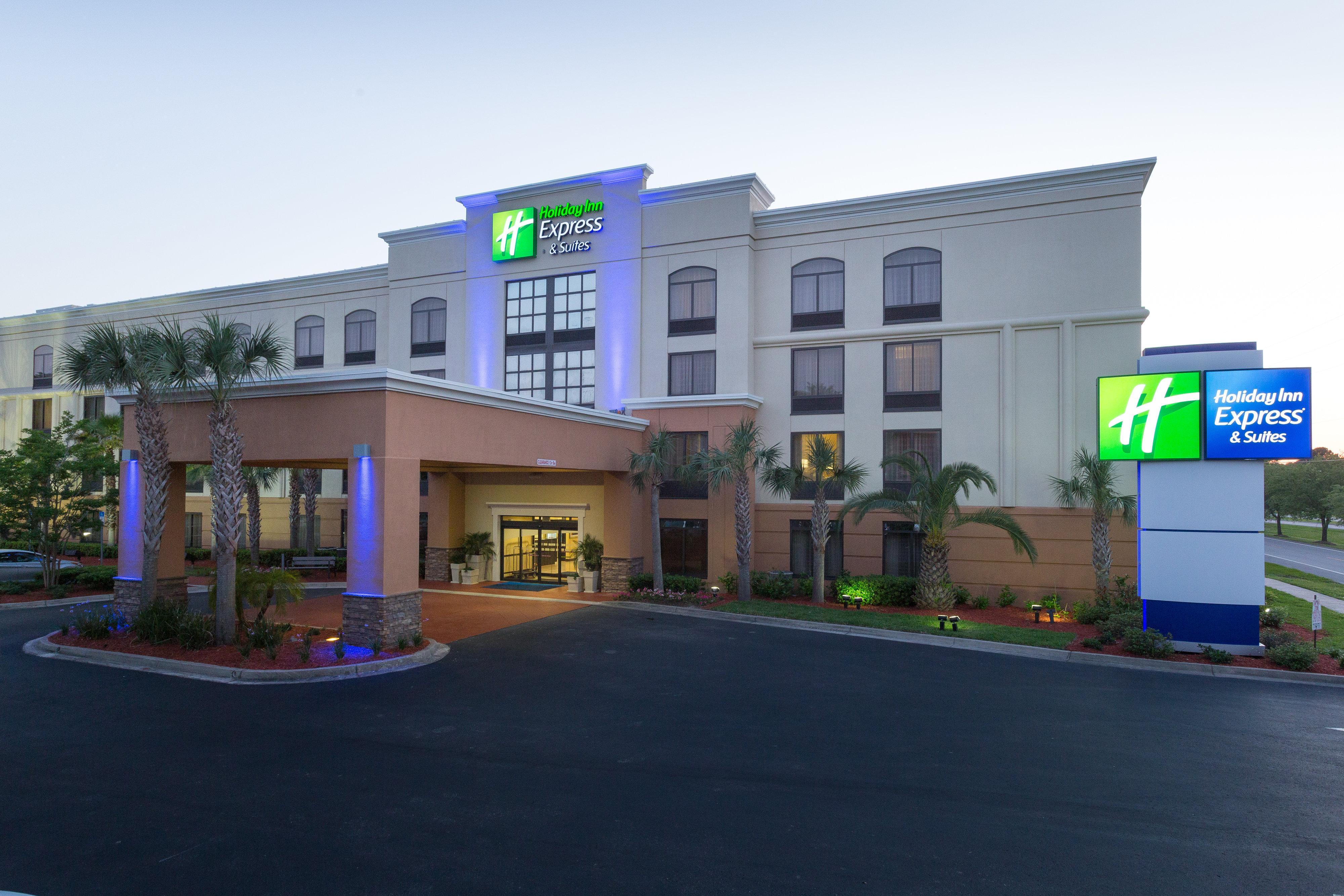 Holiday Inn Express Hotel & Suites Jacksonville Airport By Ihg Bagian luar foto
